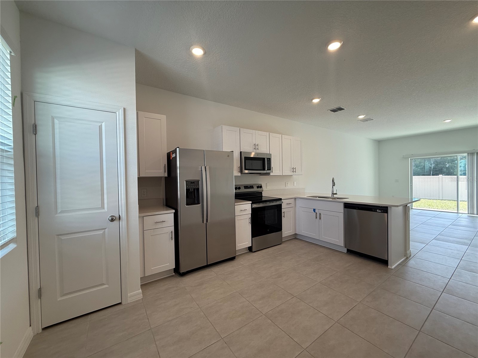 3009 Skyline Loop Kissimmee FL 34758 O6390292 image2