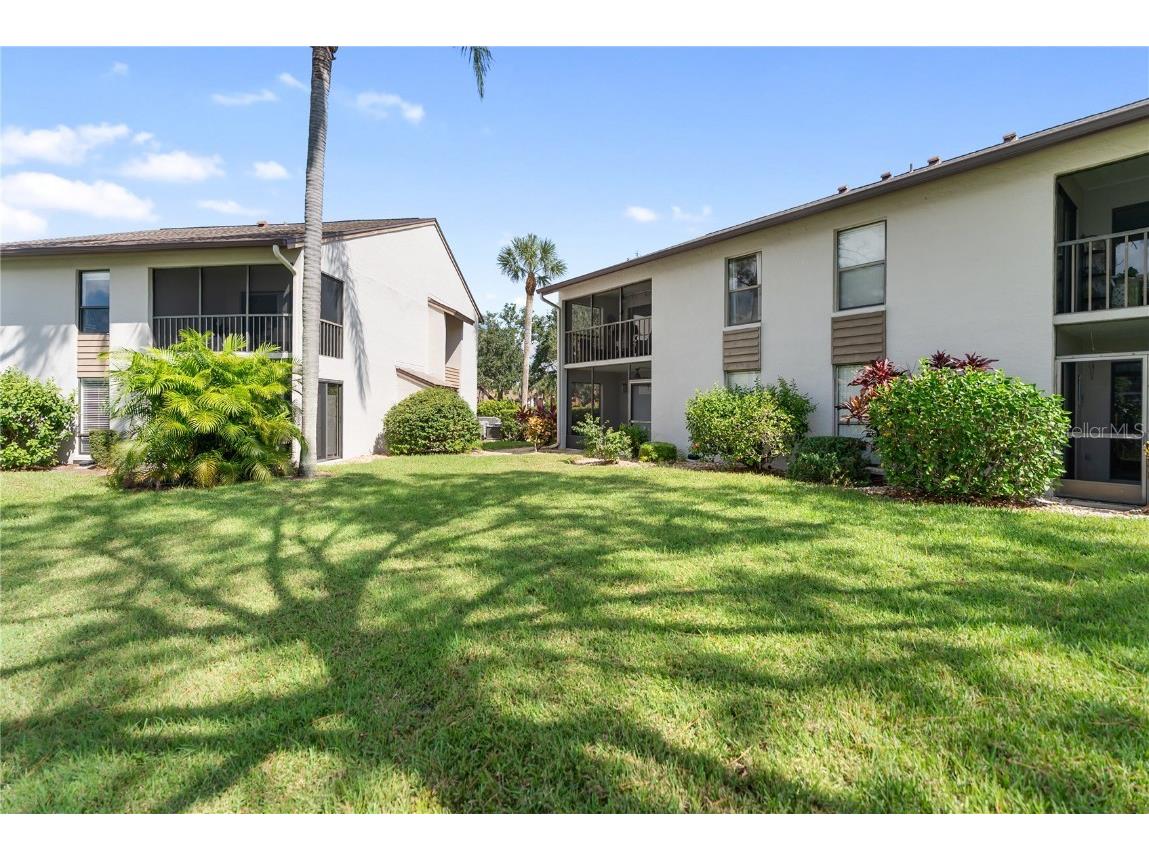 3009 Taywood Meadows #14 Sarasota FL 34235 A4669726 image35