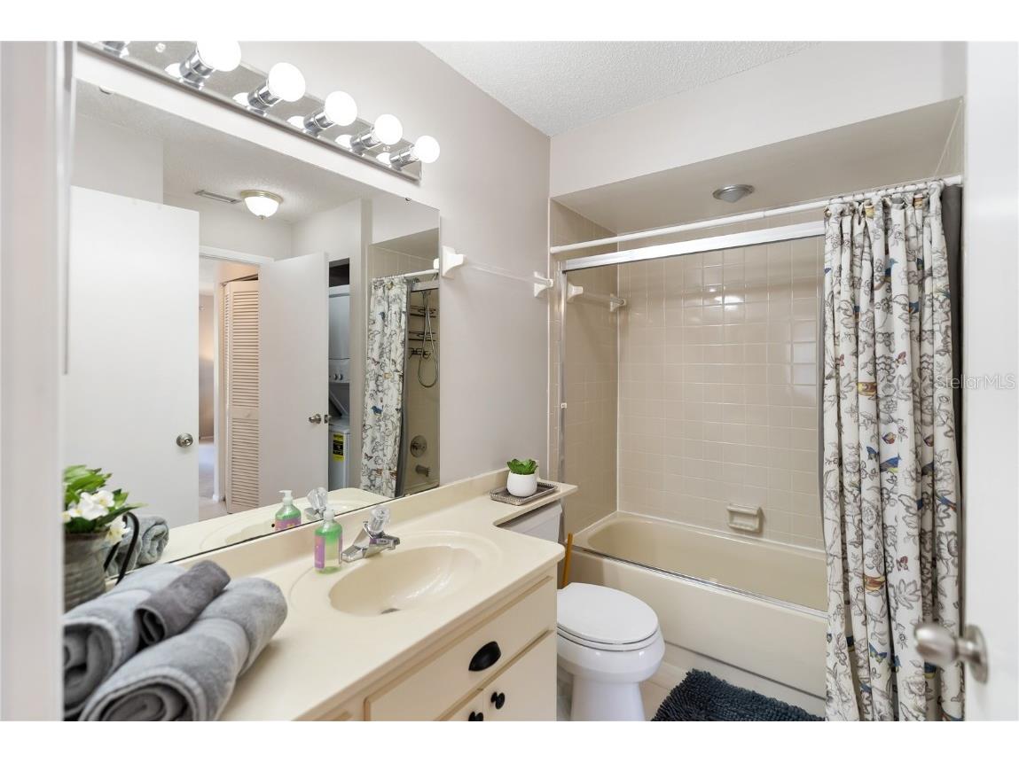 3009 Taywood Meadows #14 Sarasota FL 34235 A4669726 image47