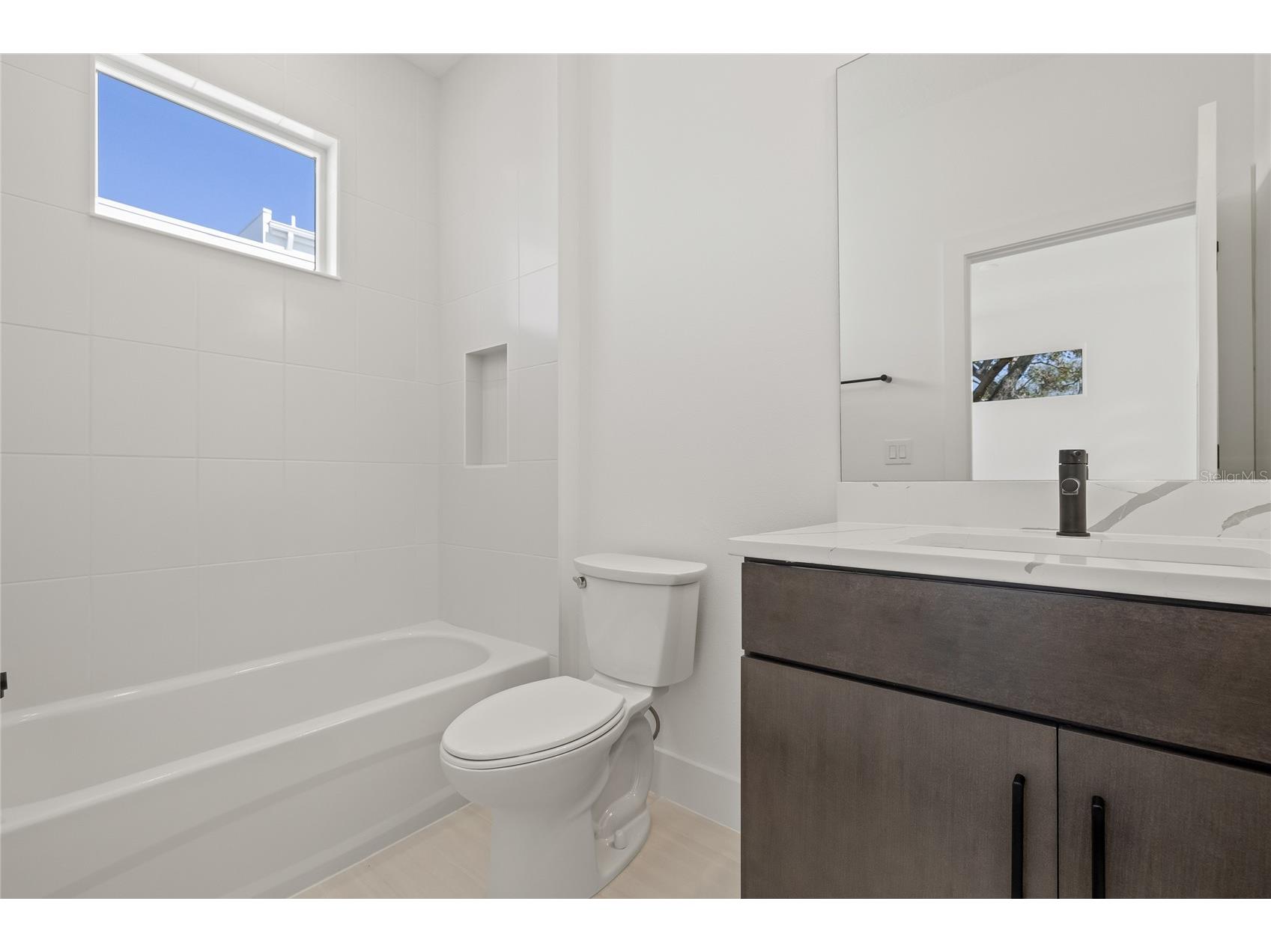301 15th Street N Saint Petersburg FL 33705 TB8503588 image37