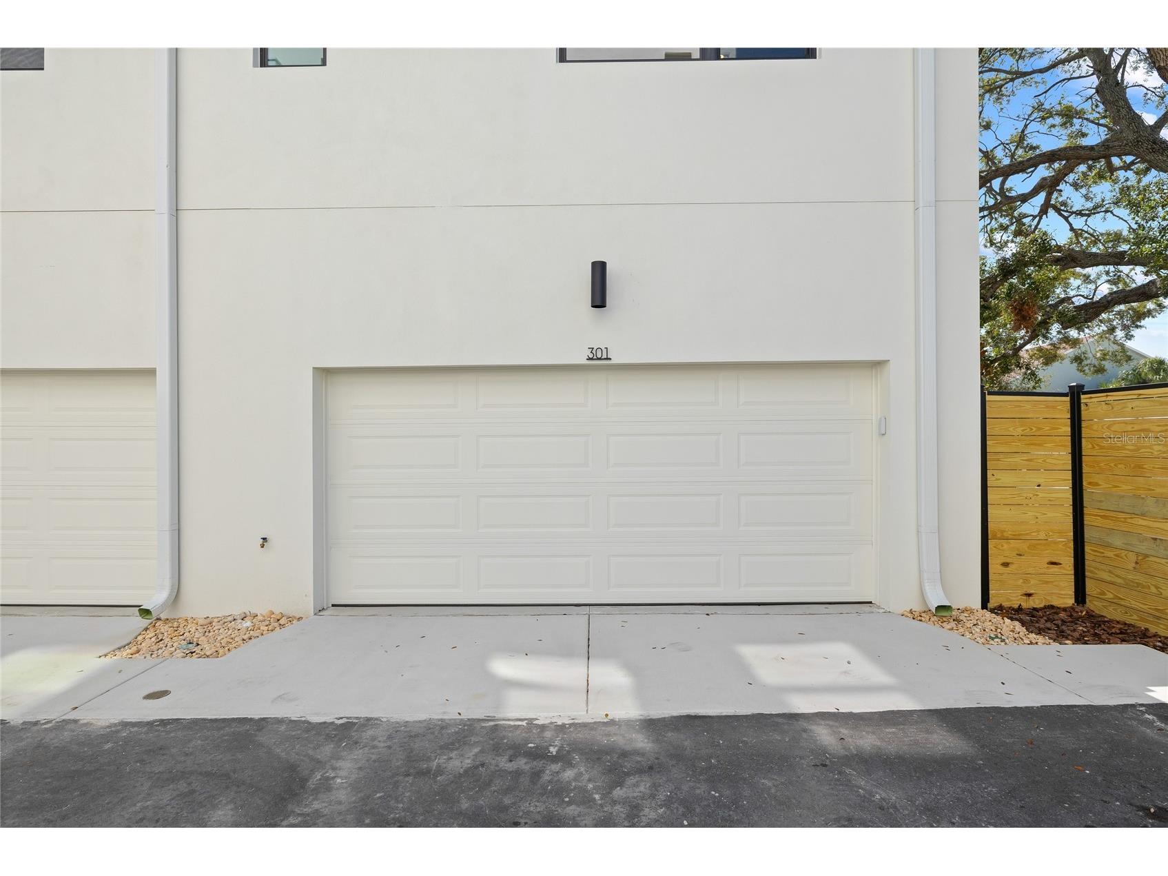 301 15th Street N Saint Petersburg FL 33705 TB8503588 image43