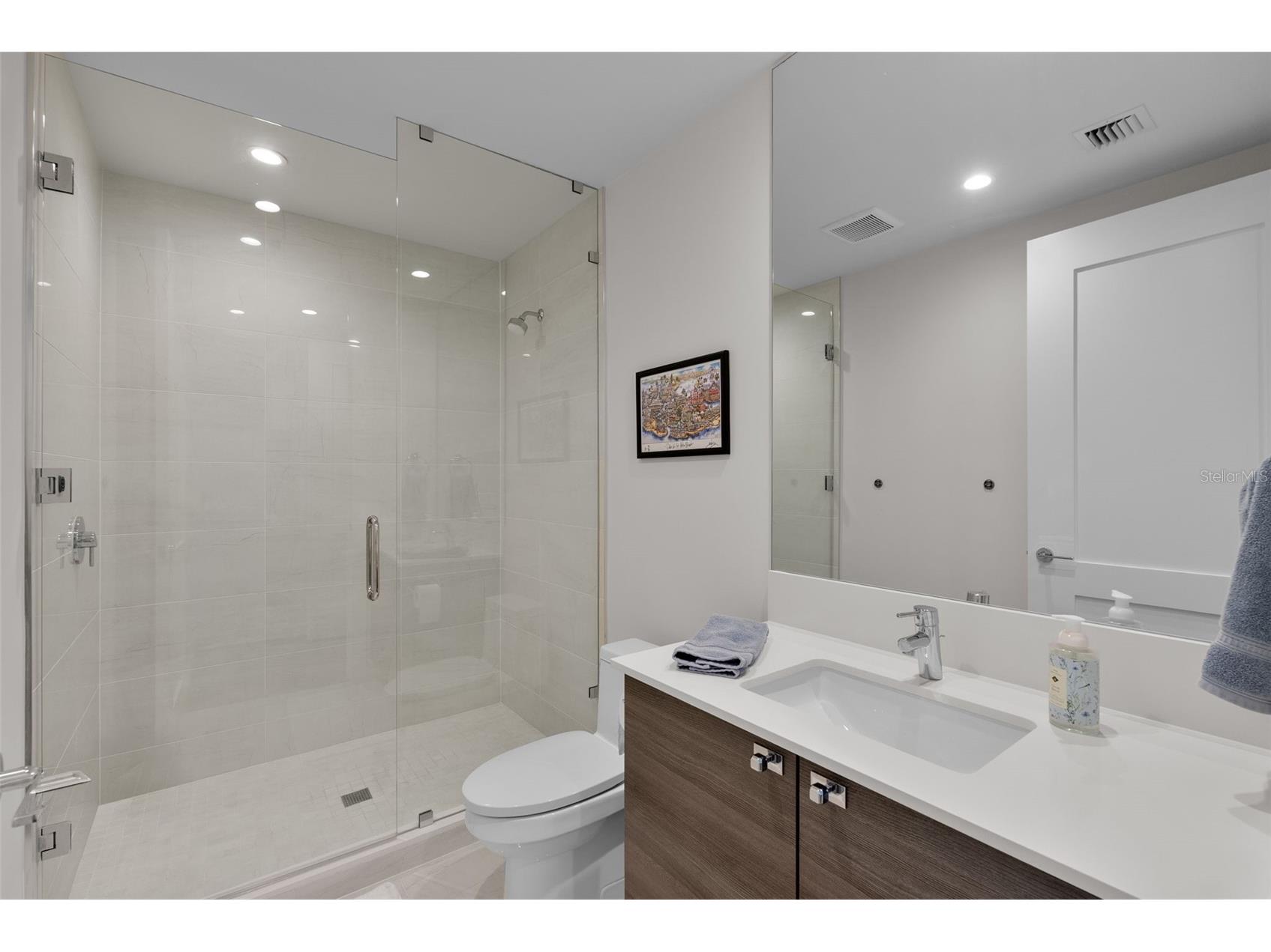301 1st. St. S #1103 Saint Petersburg FL 33701 - TAMPA BAY TB8477345 image32