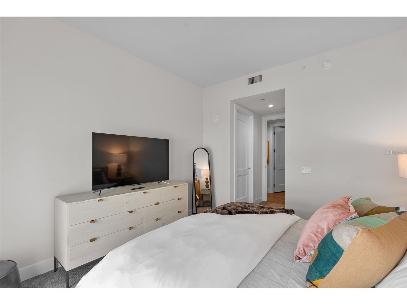 301 1st. St. S #1103 Saint Petersburg FL 33701 - TAMPA BAY TB8477345 image36