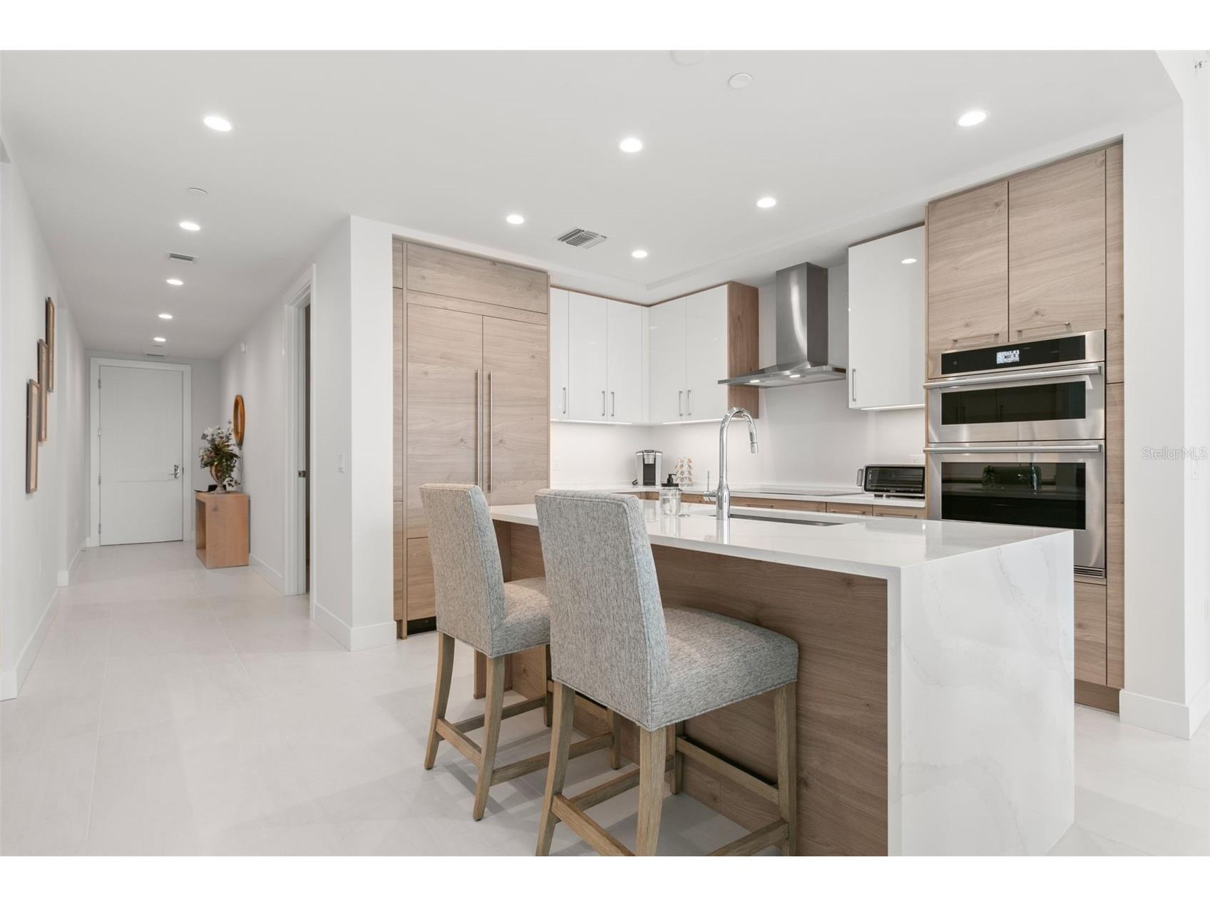 301 1st Street S #1204 Saint Petersburg FL 33701 TB8529425 image7