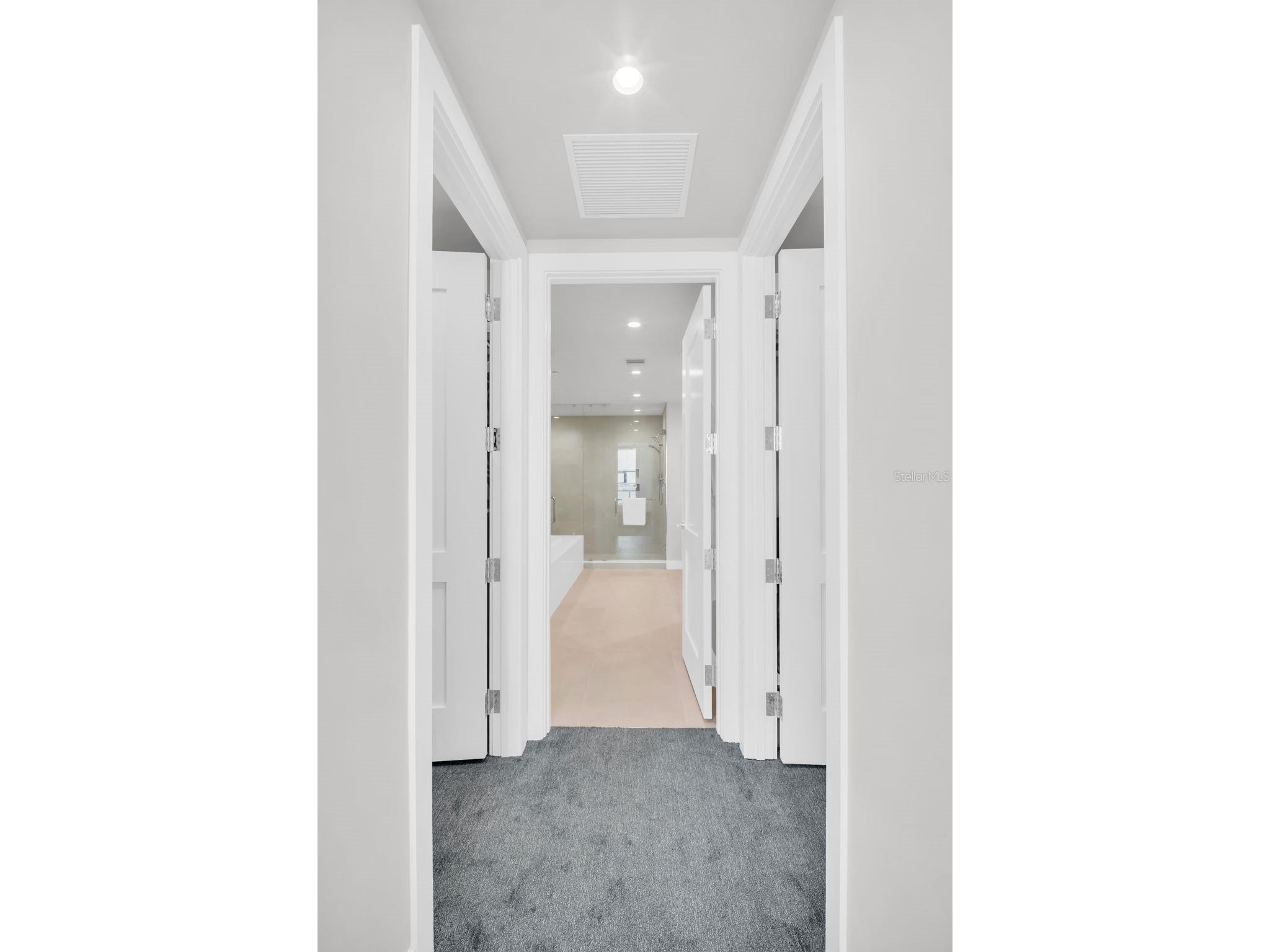 301 1st Street S #1404 Saint Petersburg FL 33701 TB8471599 image35