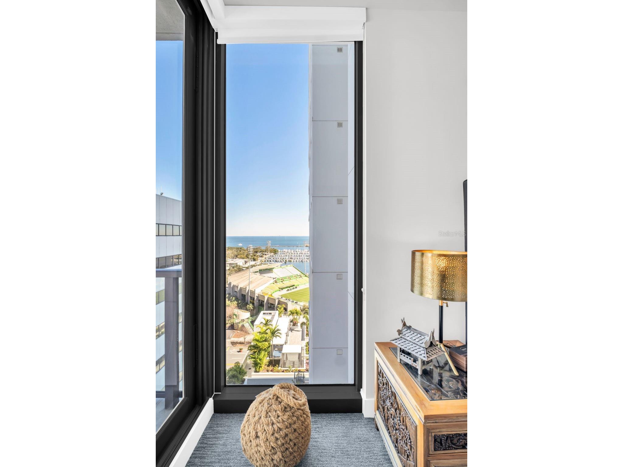 301 1st Street S #1404 Saint Petersburg FL 33701 TB8471599 image37