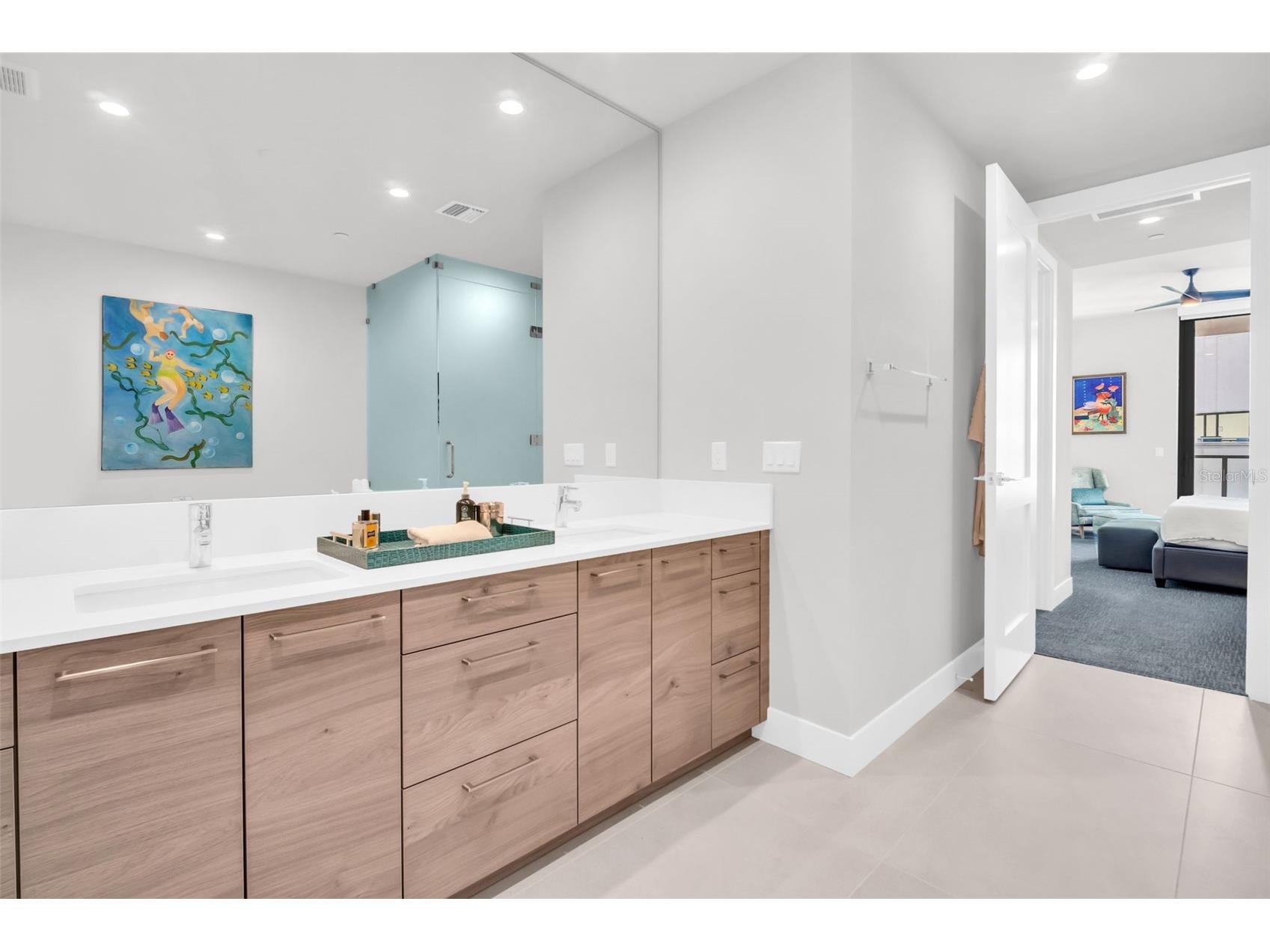 301 1st Street S #1404 Saint Petersburg FL 33701 TB8471599 image45