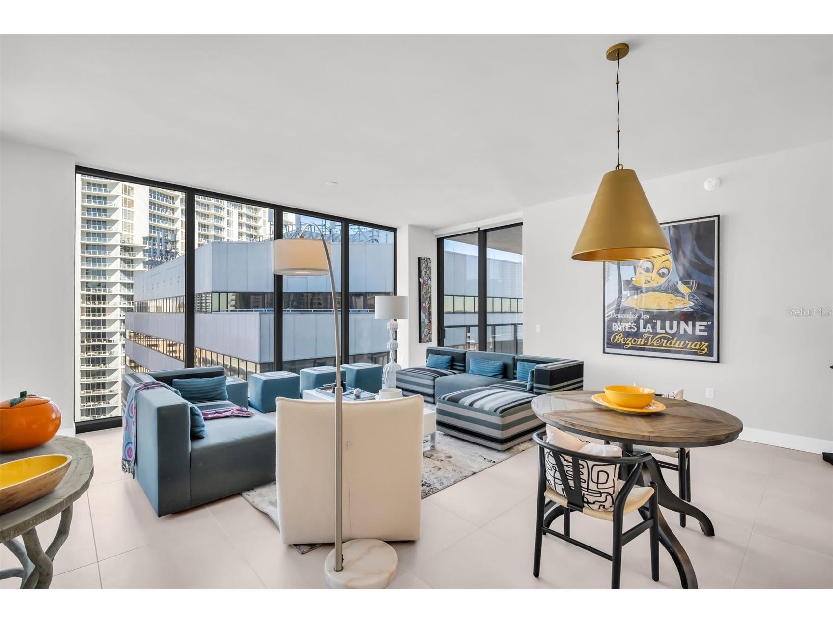 301 1st Street S #1404 Saint Petersburg FL 33701 TB8471599 image5