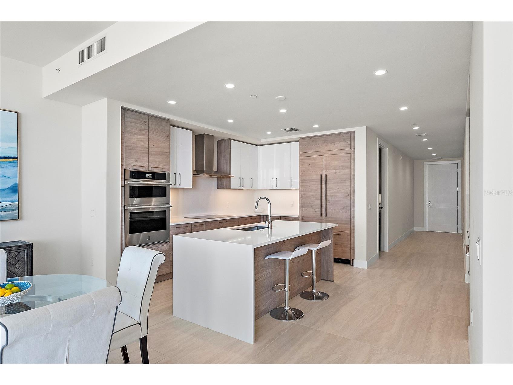 301 1st Street S #1607 Saint Petersburg FL 33701 TB8473107 image3