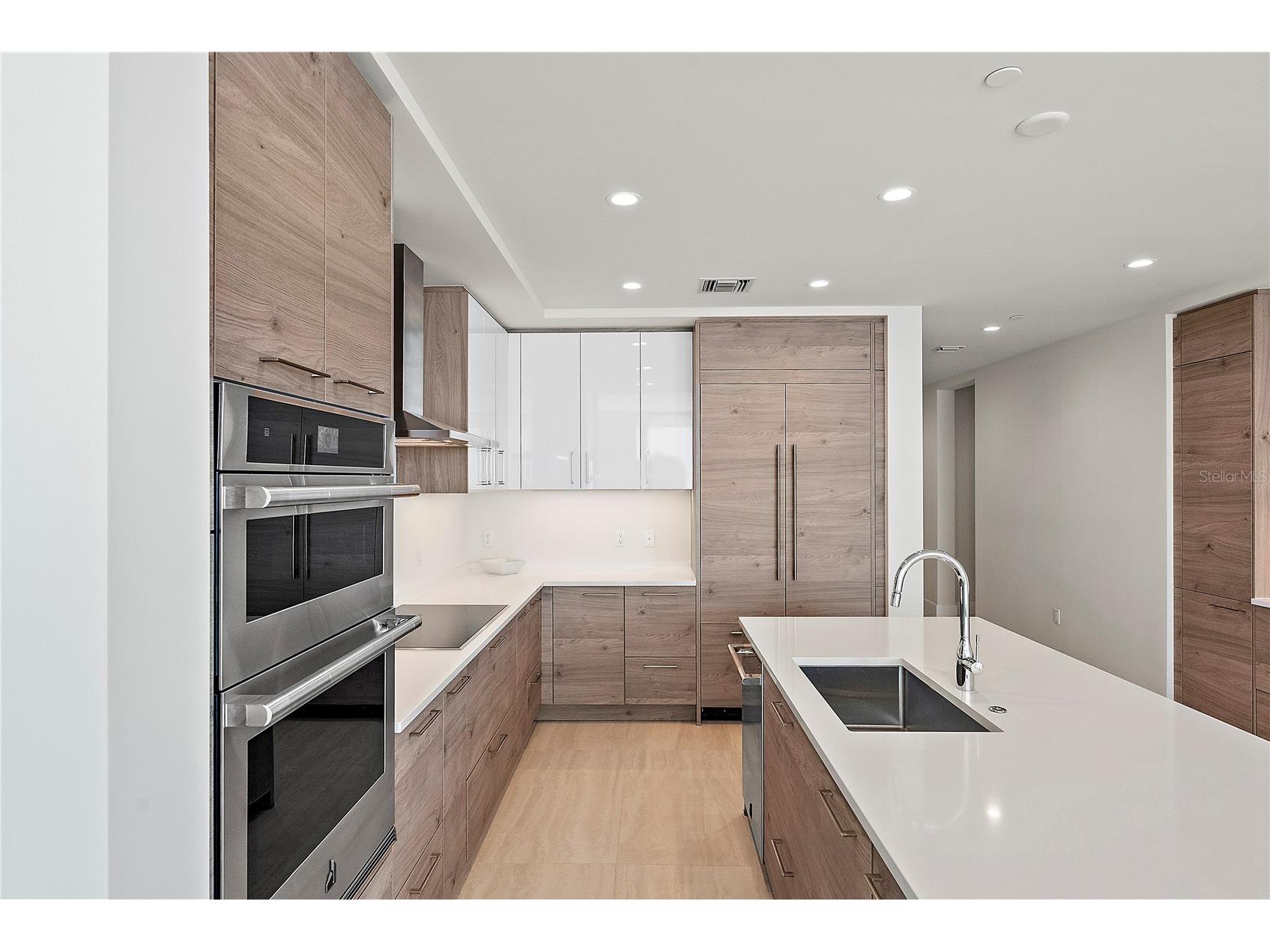 301 1st Street S #1607 Saint Petersburg FL 33701 TB8473107 image4