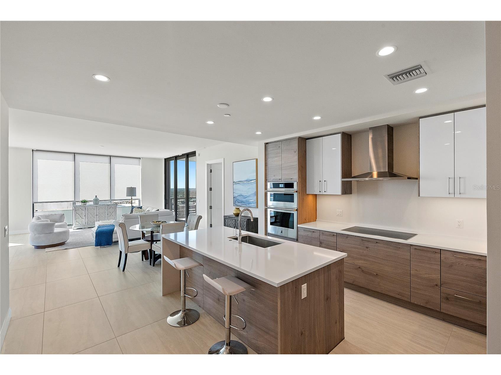 301 1st Street S #1607 Saint Petersburg FL 33701 TB8524949 image4