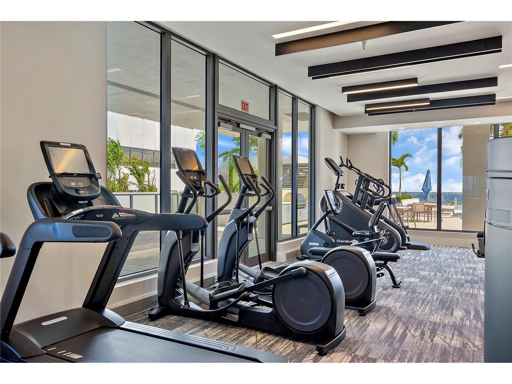 301 1st Street S #1607 Saint Petersburg FL 33701 TB8524949 image40