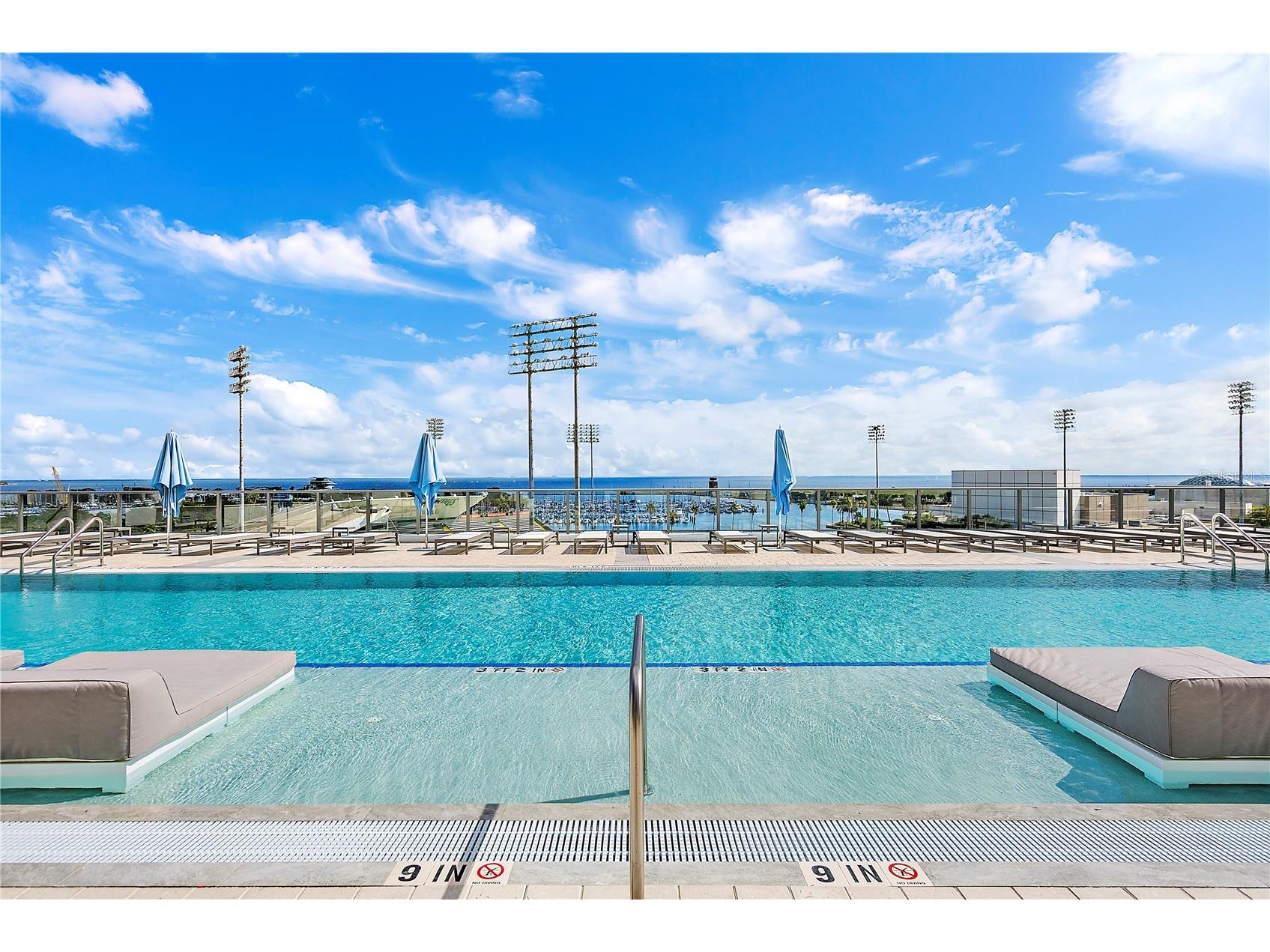 301 1st Street S #1607 Saint Petersburg FL 33701 TB8524949 image61
