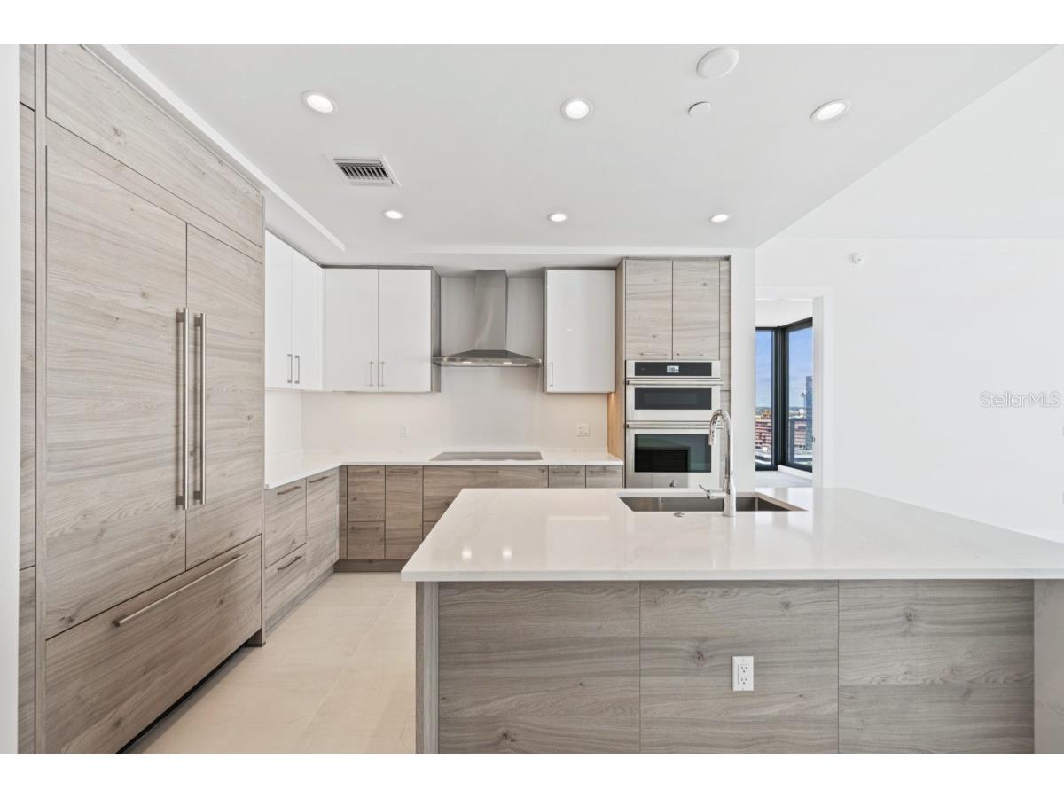301 1st Street S #1704 Saint Petersburg FL 33701 A4684129 image11