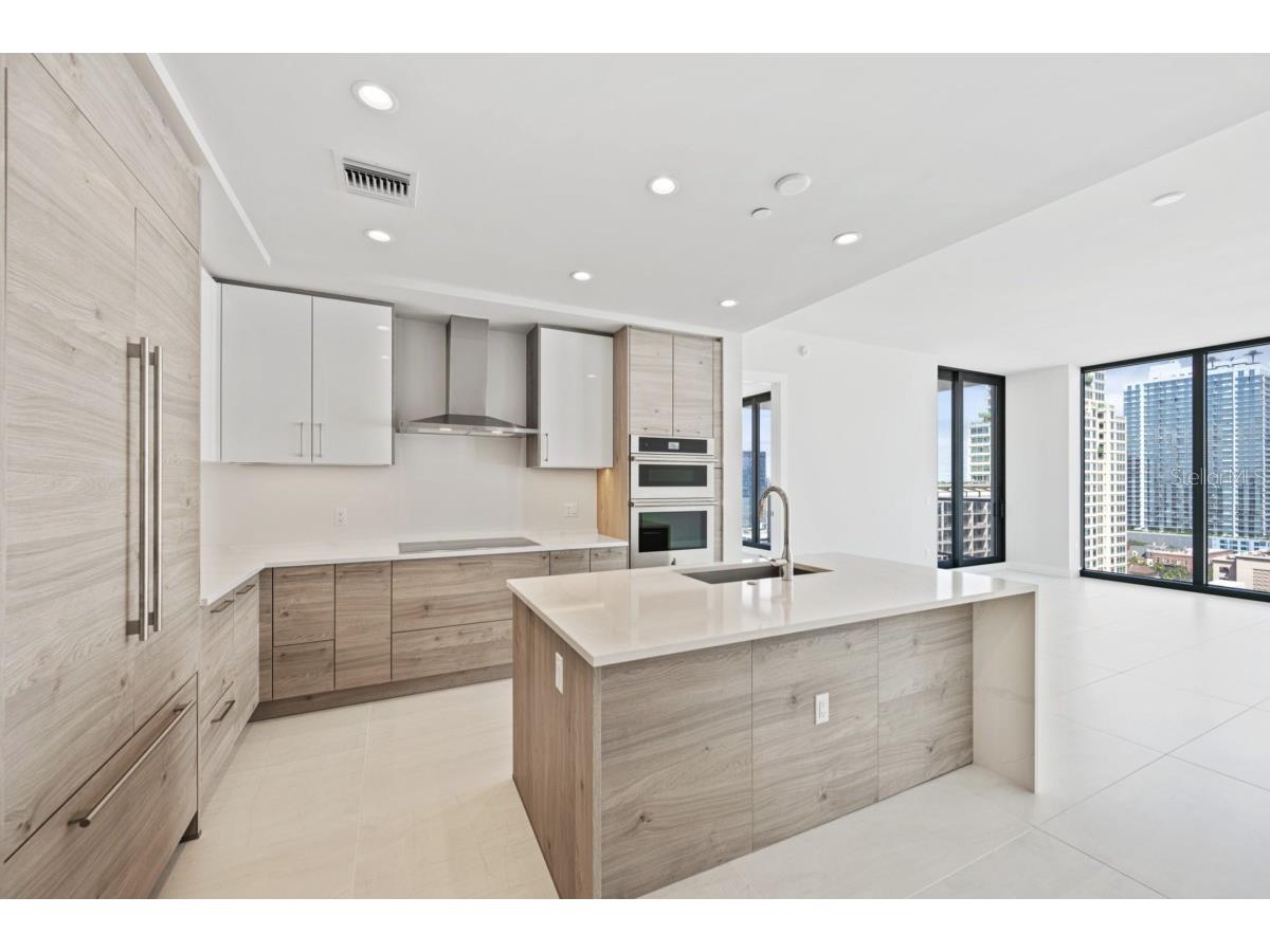 301 1st Street S #1704 Saint Petersburg FL 33701 A4684129 image14