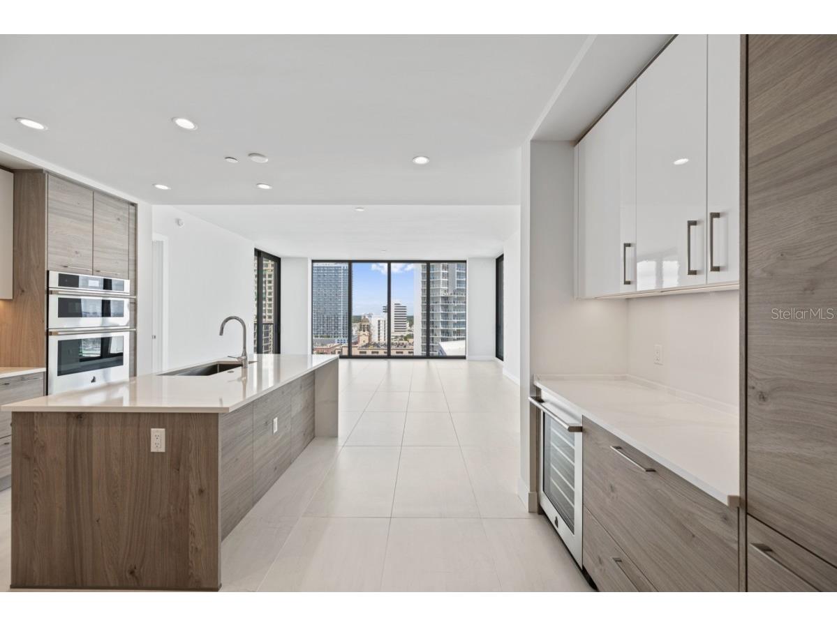 301 1st Street S #1704 Saint Petersburg FL 33701 A4684129 image16