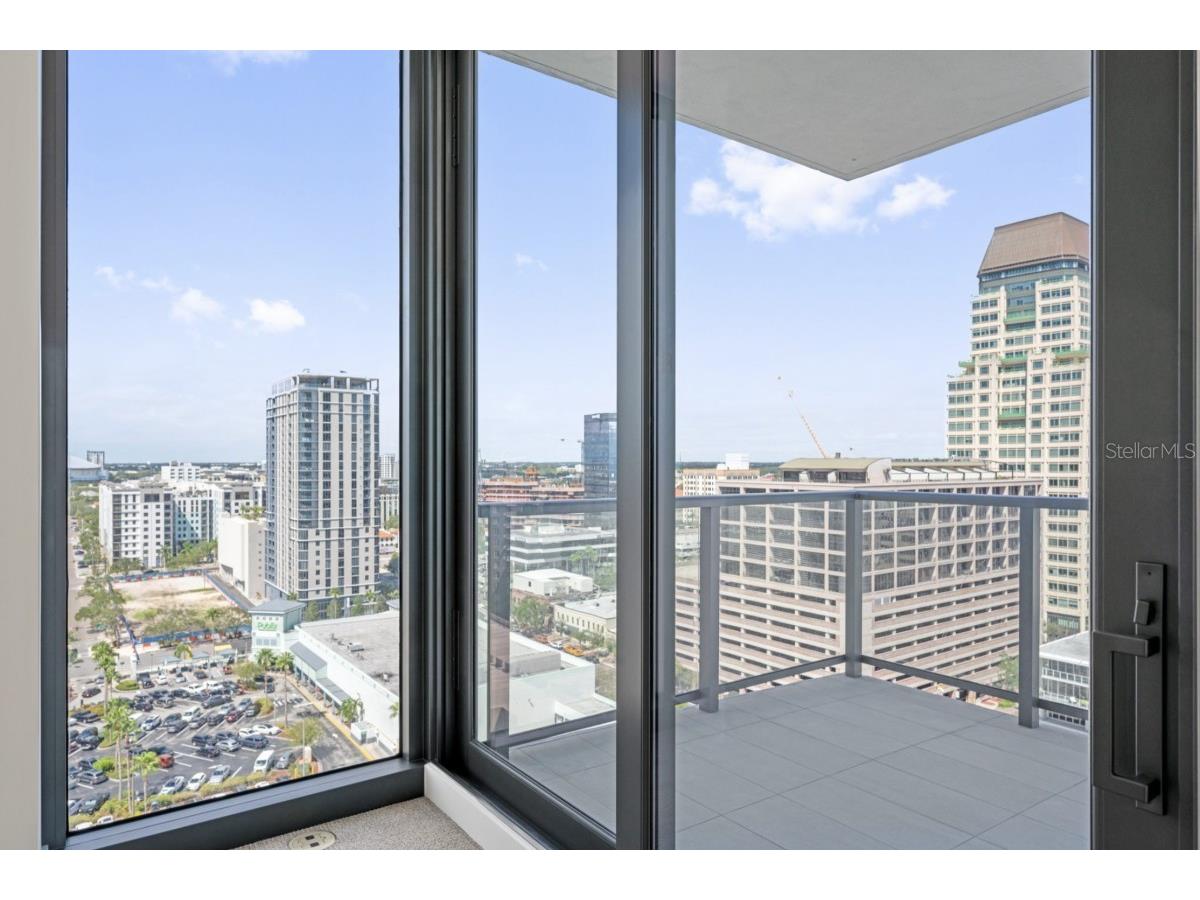 301 1st Street S #1704 Saint Petersburg FL 33701 A4684129 image26