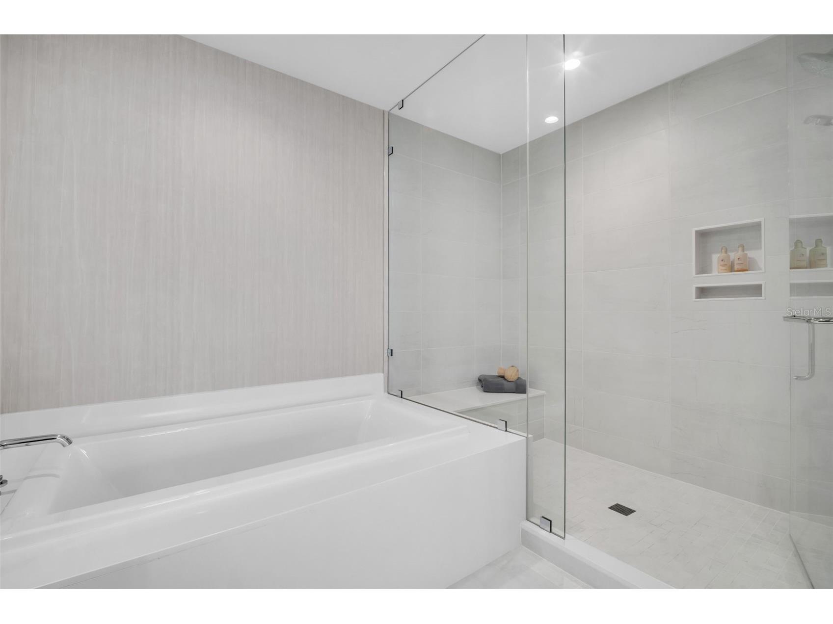 301 1st Street S #2501 Saint Petersburg FL 33701 - TAMPA BAY TB8510284 image52