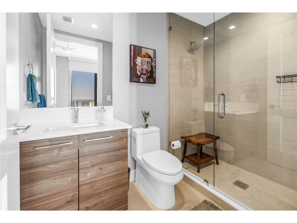 301 1st Street S #2504 Saint Petersburg FL 33701 - TAMPA BAY TB8449110 image22