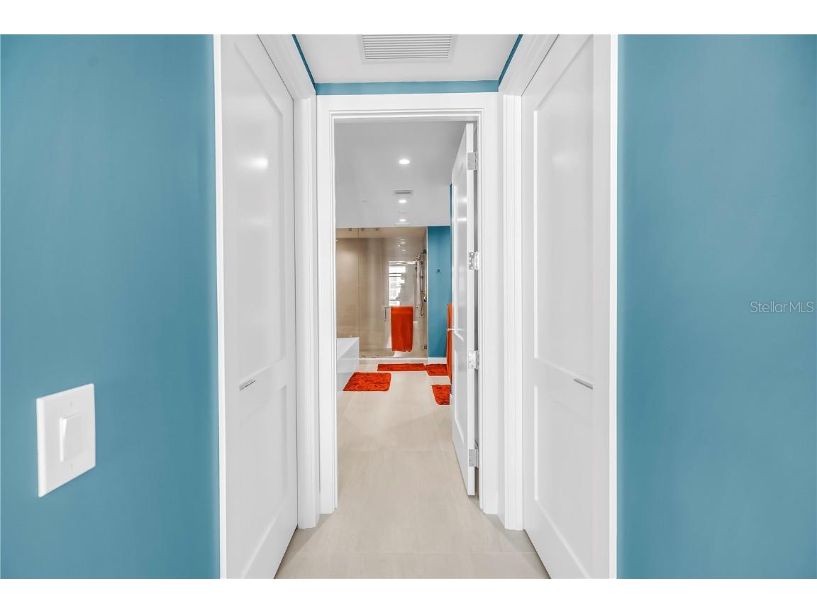 301 1st Street S #2504 Saint Petersburg FL 33701 - TAMPA BAY TB8449110 image40