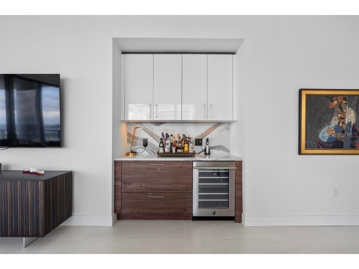 301 1st Street S #2603 Saint Petersburg FL 33701 TB8457860 image10