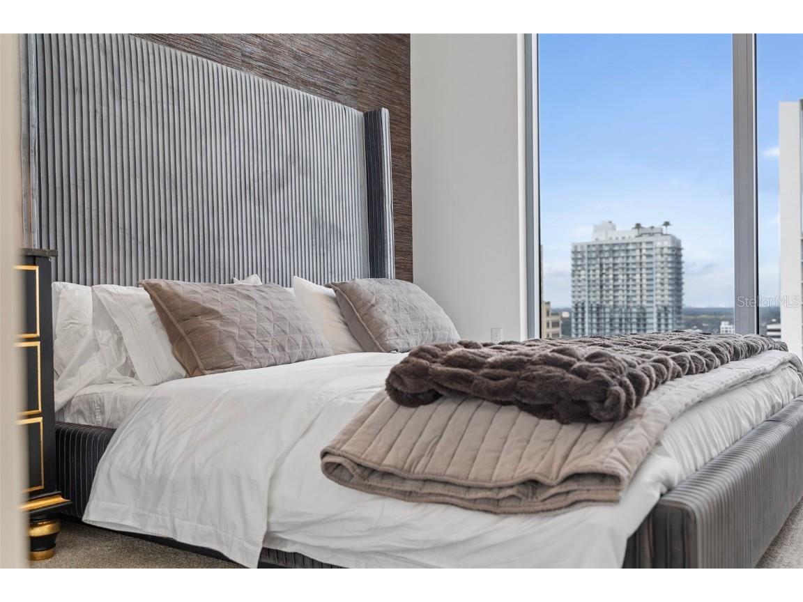 301 1st Street S #2603 Saint Petersburg FL 33701 TB8457860 image39