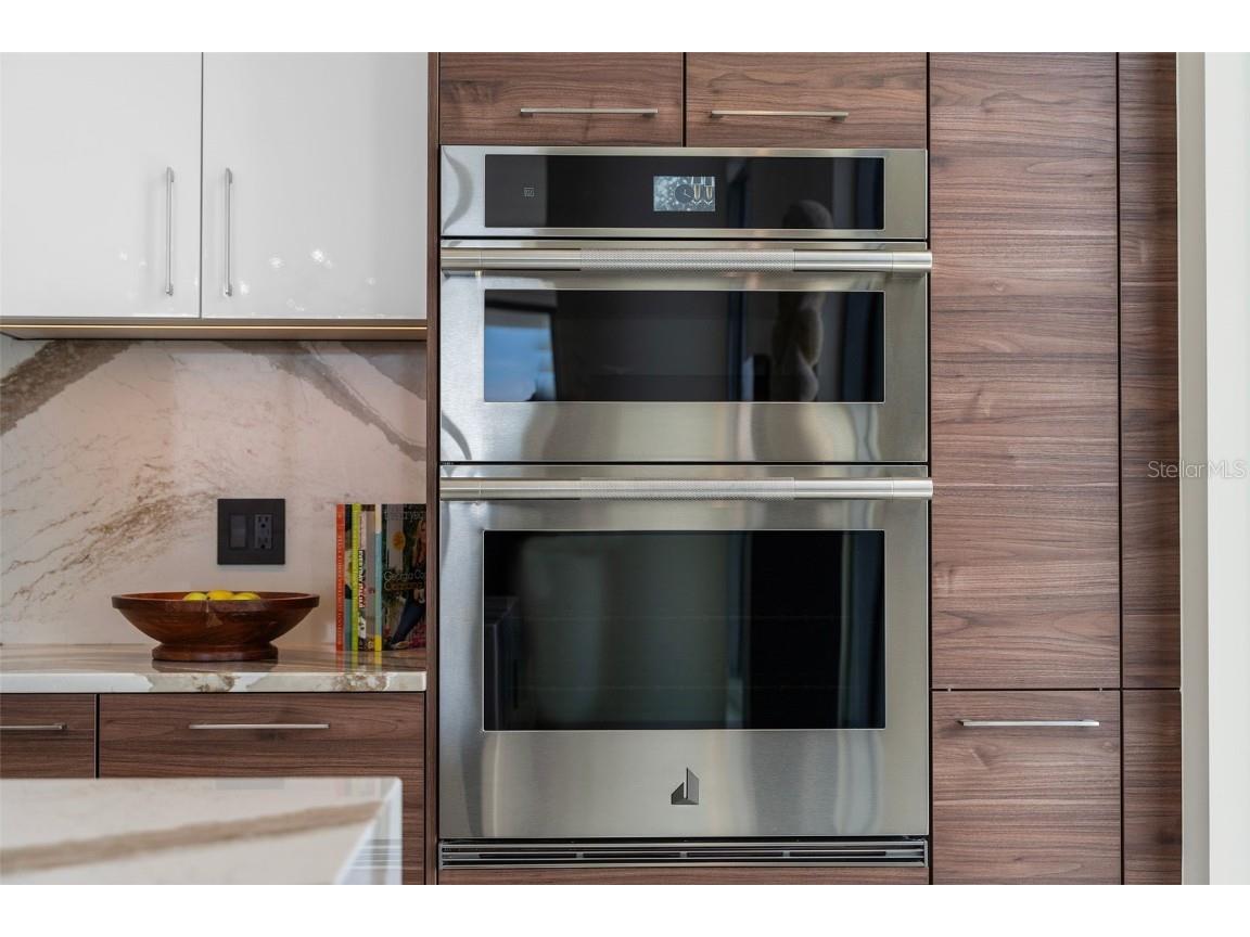 301 1st Street S #2603 Saint Petersburg FL 33701 TB8457860 image43