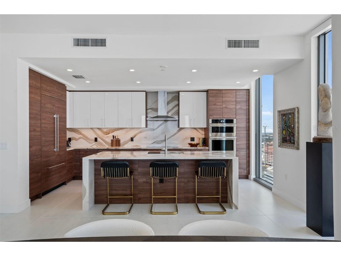 301 1st Street S #2603 Saint Petersburg FL 33701 TB8457860 image5