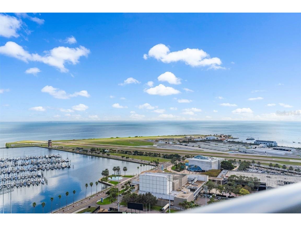 301 1st Street S #2603 Saint Petersburg FL 33701 TB8457860 image50