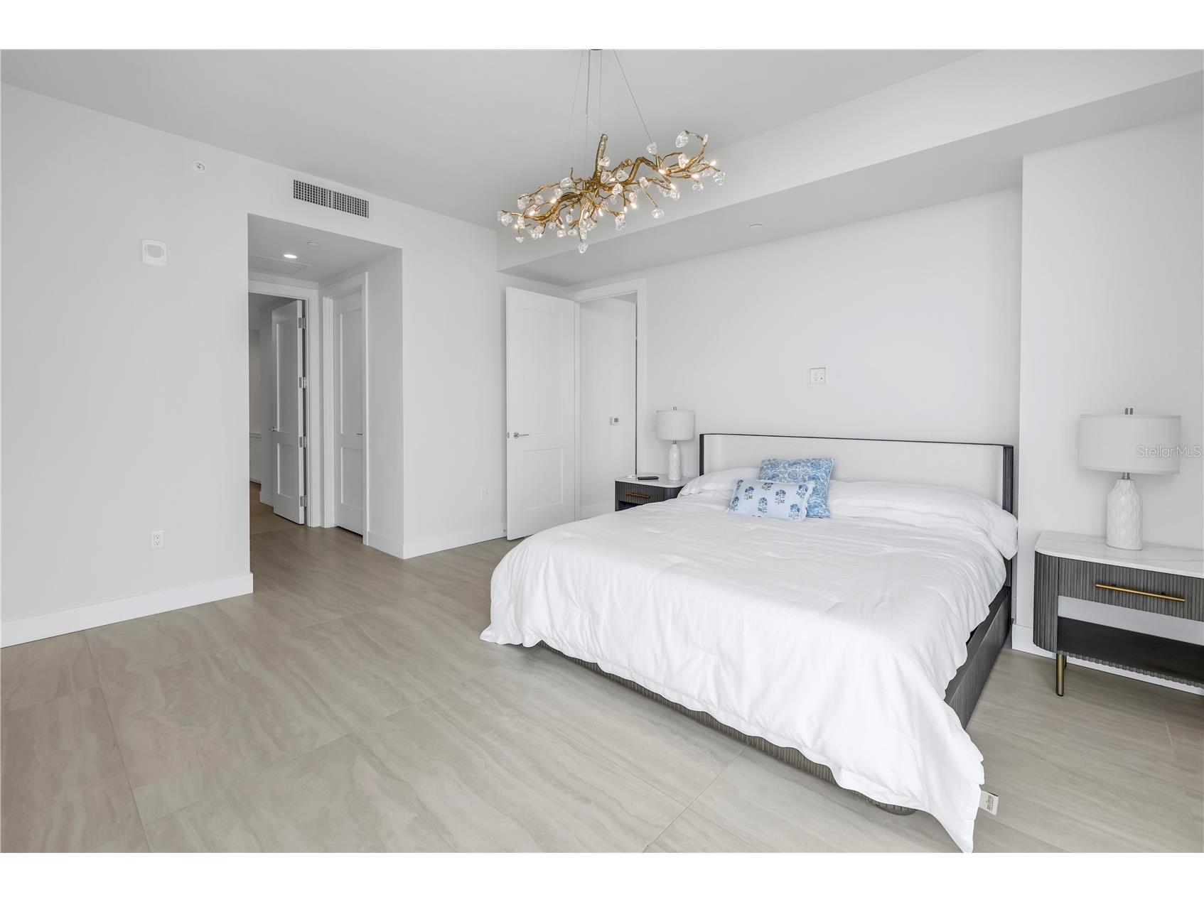 301 1st Street S #2604 Saint Petersburg FL 33701 TB8499359 image19