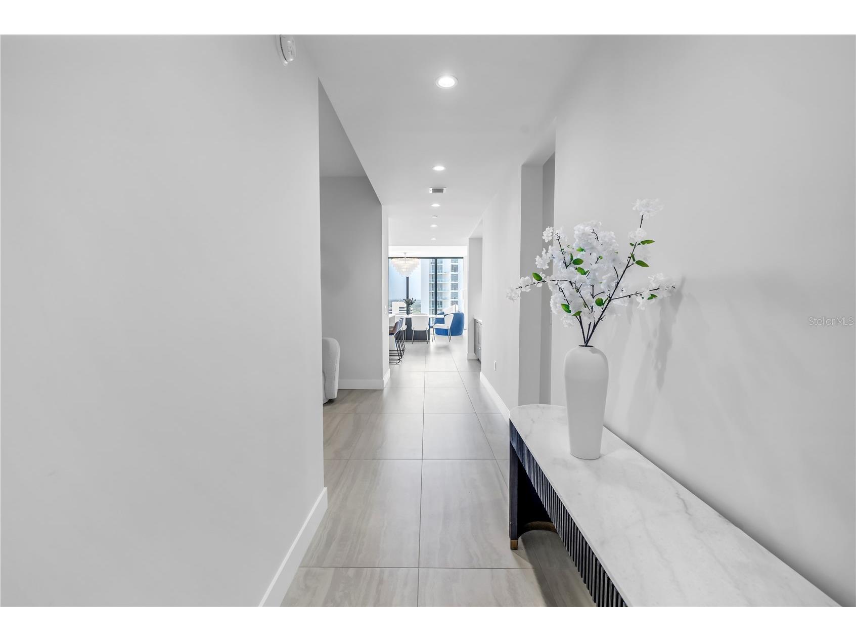 301 1st Street S #2604 Saint Petersburg FL 33701 TB8499359 image4