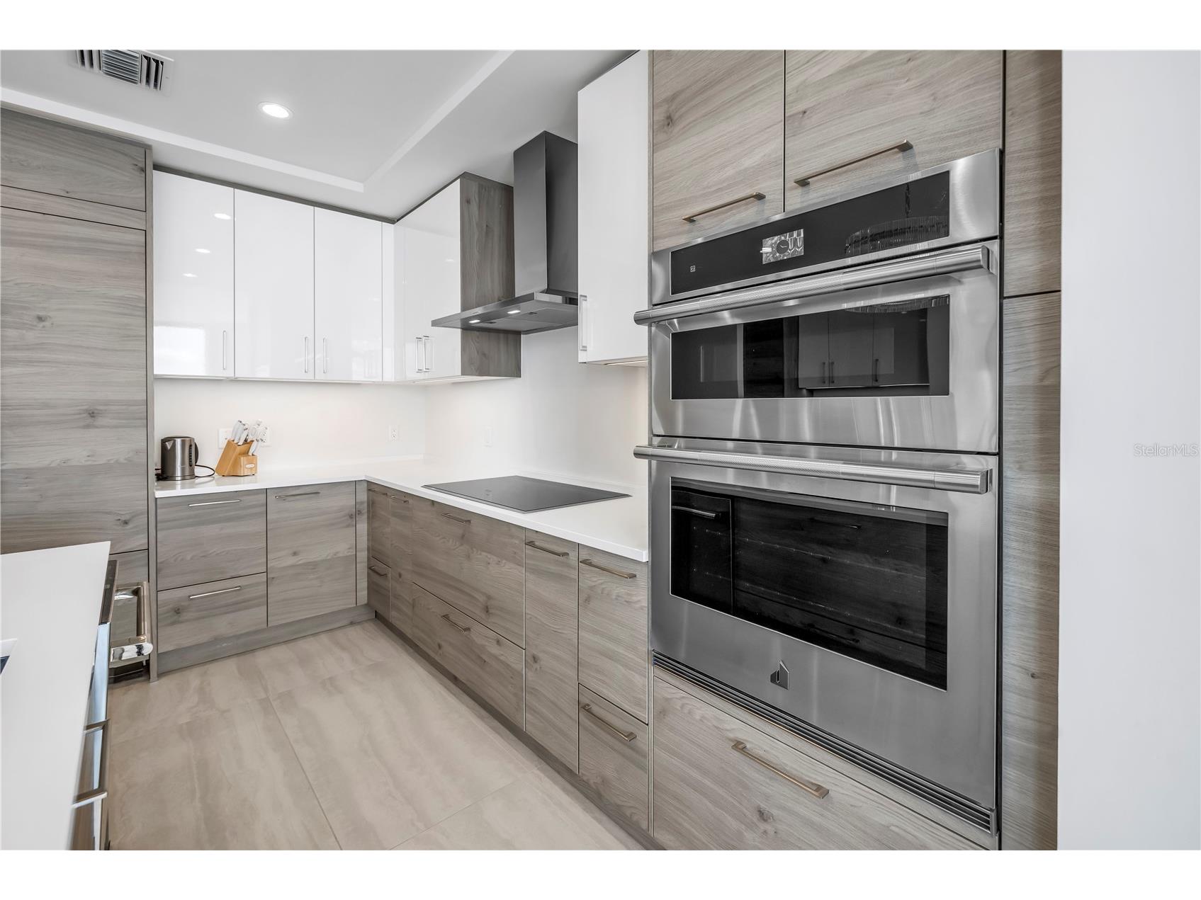 301 1st Street S #2604 Saint Petersburg FL 33701 TB8499359 image8