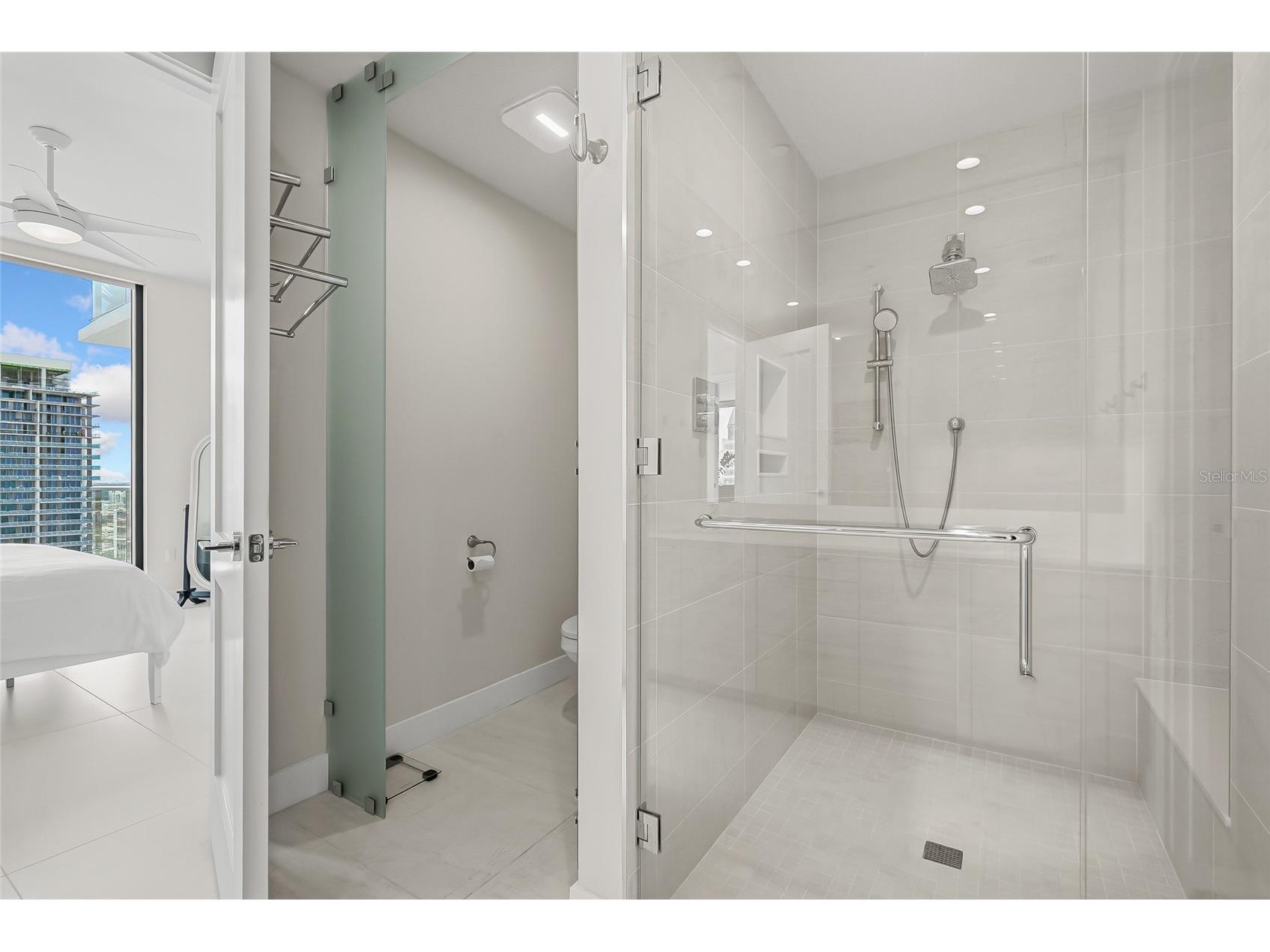 301 1st Street S #2705 Saint Petersburg FL 33701 - TAMPA BAY TB8527802 image41