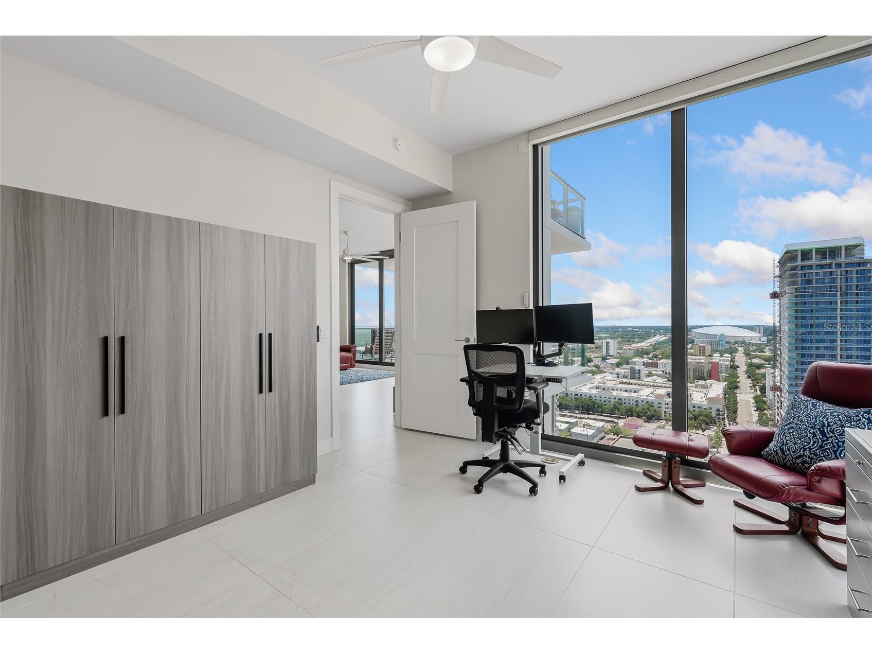301 1st Street S #2705 Saint Petersburg FL 33701 - TAMPA BAY TB8527802 image49