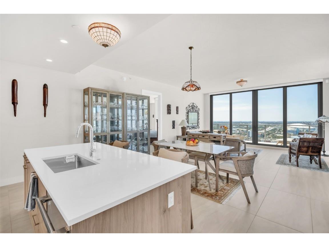 301 1st Street S #3305 Saint Petersburg FL 33701 TB8445479 image8