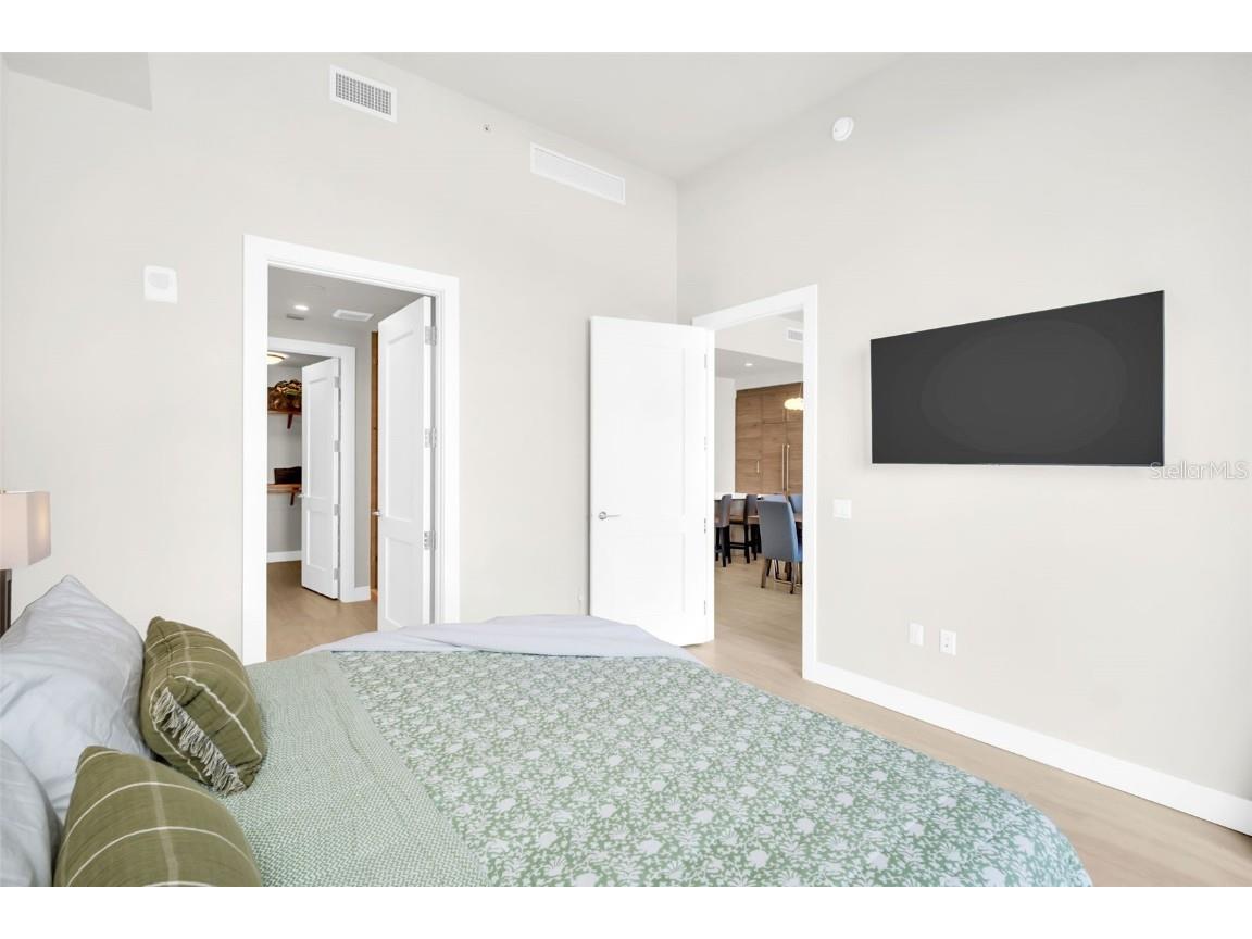 301 1st Street S #706 Saint Petersburg FL 33701 TB8419352 image19