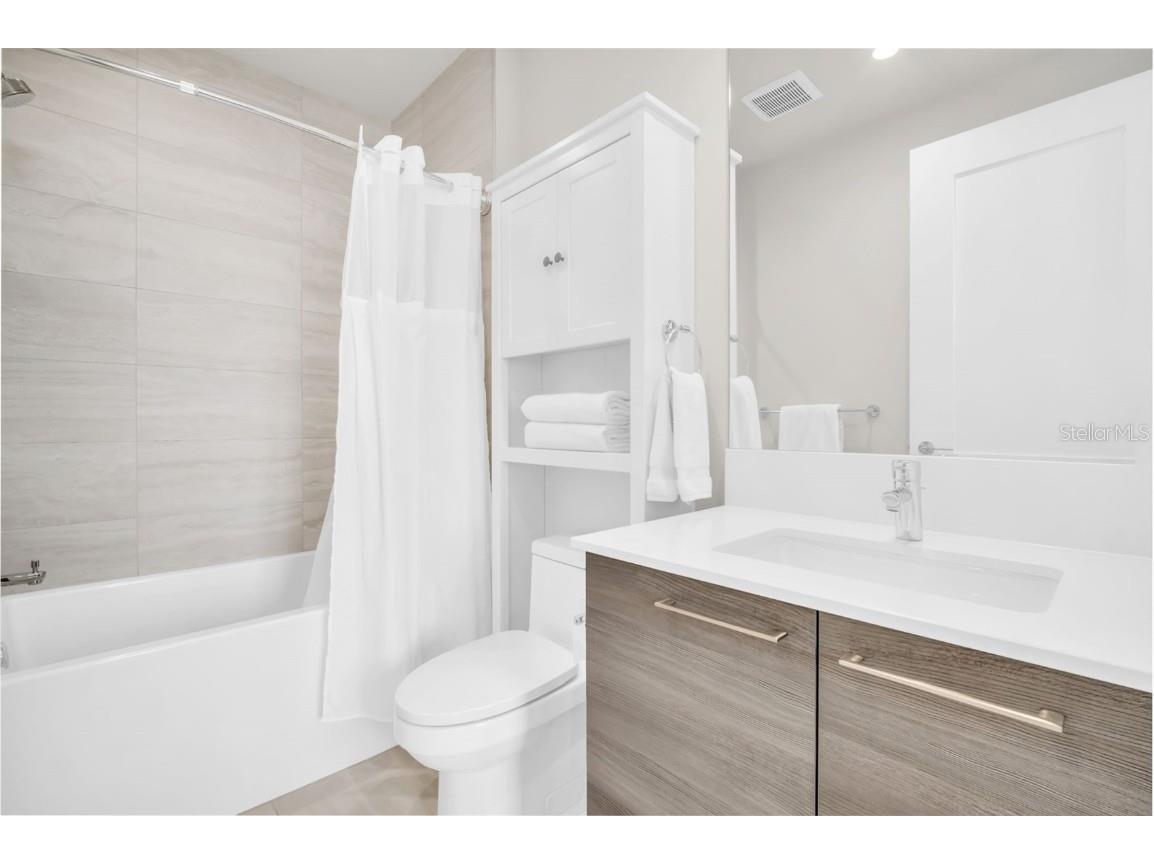 301 1st Street S #706 Saint Petersburg FL 33701 TB8419352 image28