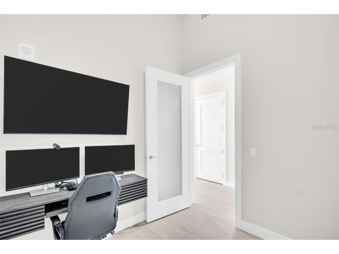 301 1st Street S #706 Saint Petersburg FL 33701 TB8419352 image31