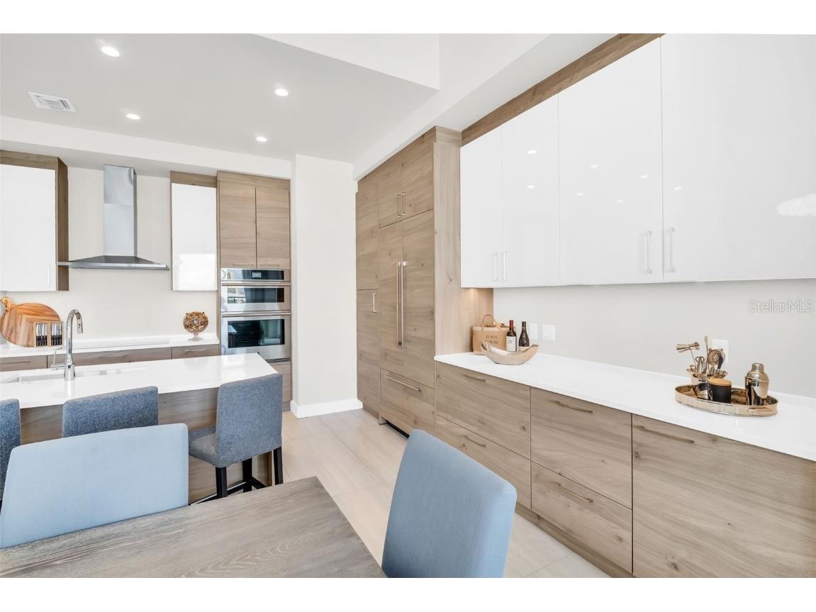 301 1st Street S #706 Saint Petersburg FL 33701 TB8419352 image6