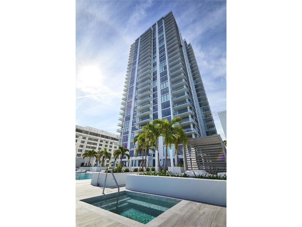 301 1st Street S #804 Saint Petersburg FL 33701 TB8333692 image1