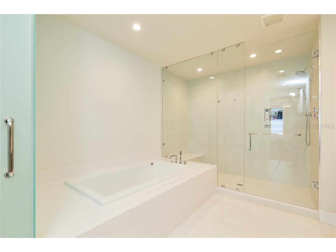 301 1st Street S #804 Saint Petersburg FL 33701 TB8333692 image33