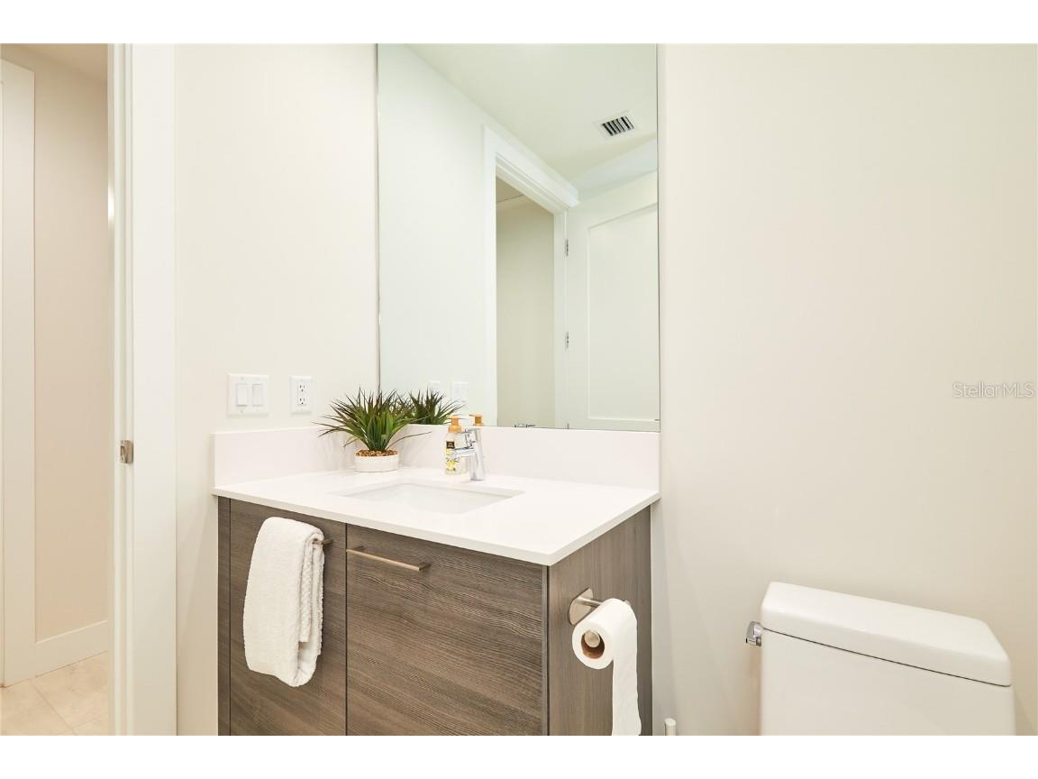 301 1st Street S #804 Saint Petersburg FL 33701 TB8333692 image35