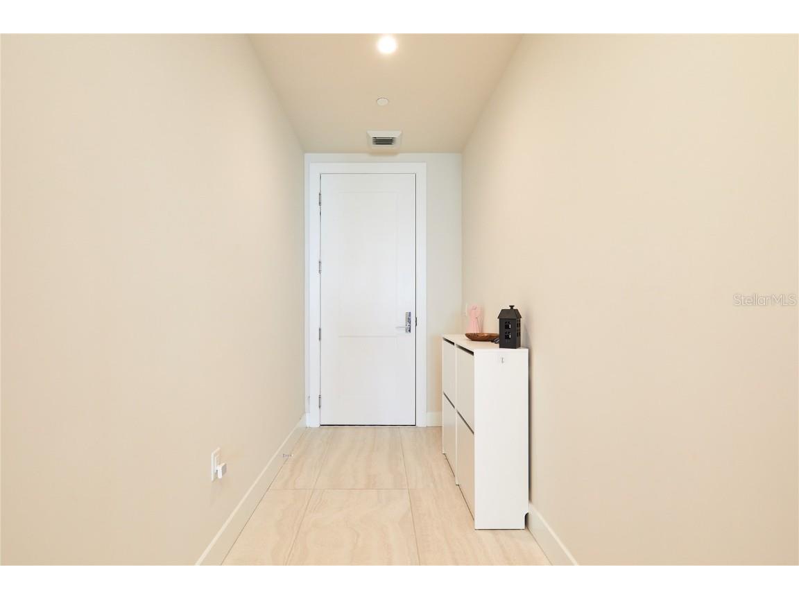 301 1st Street S #804 Saint Petersburg FL 33701 TB8333692 image37