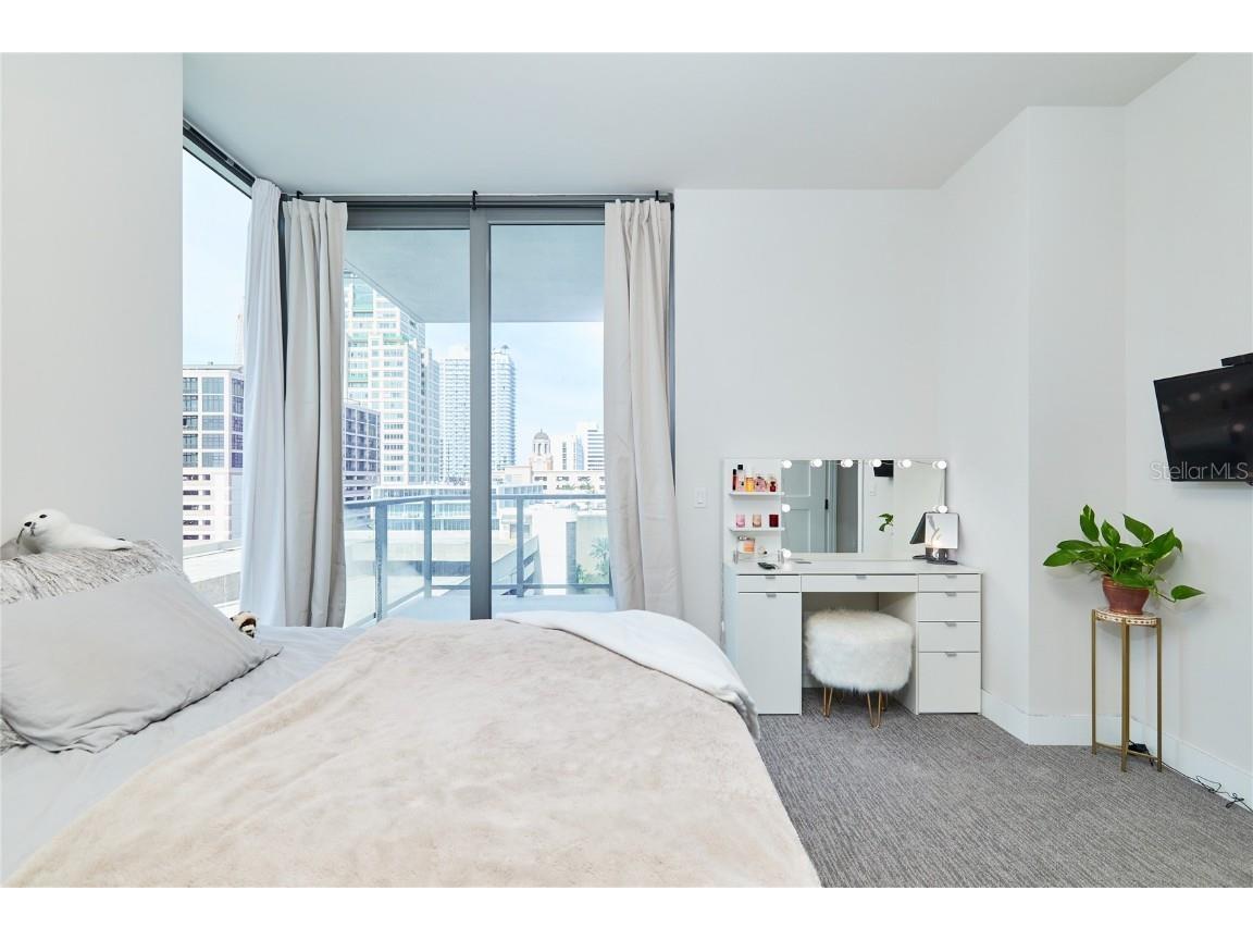 301 1st Street S #804 Saint Petersburg FL 33701 TB8333692 image47