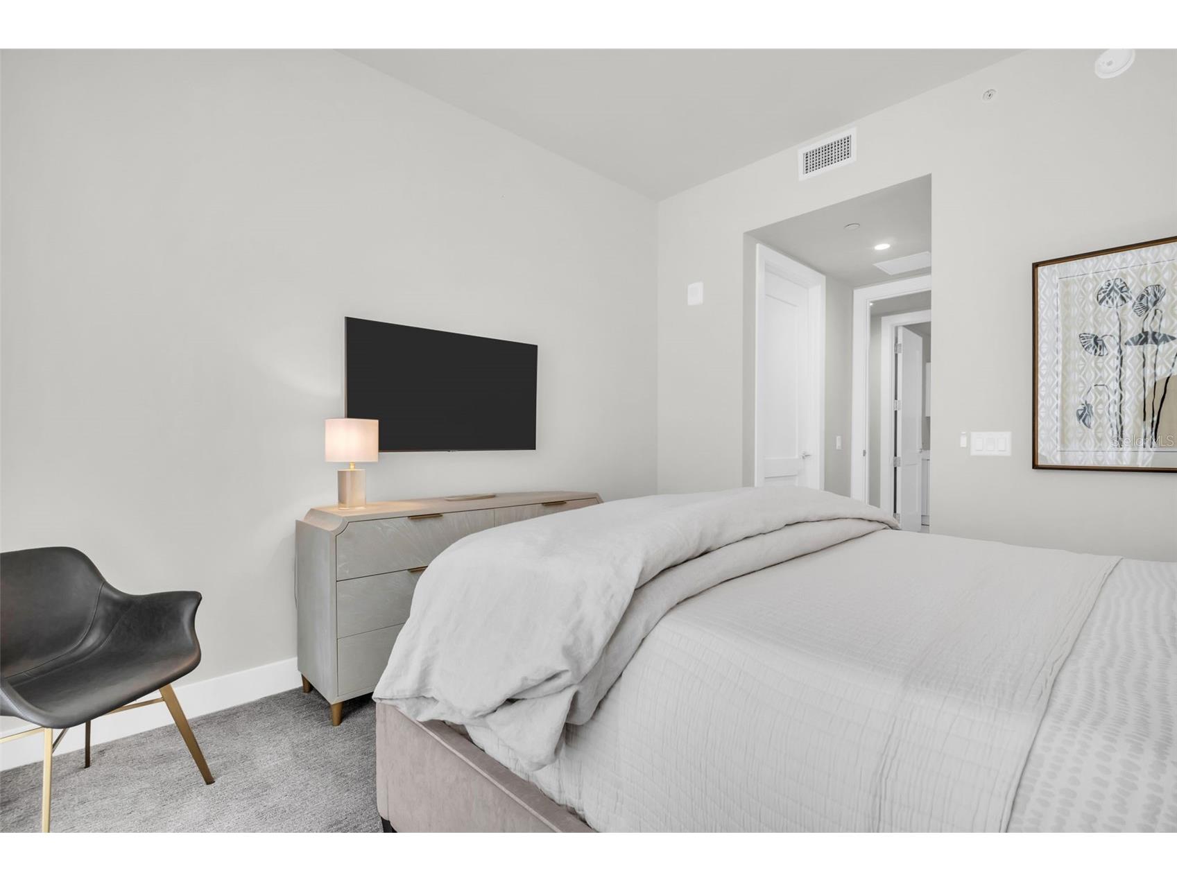 301 1st Street S #903 Saint Petersburg FL 33701 - TAMPA BAY TB8490625 image68