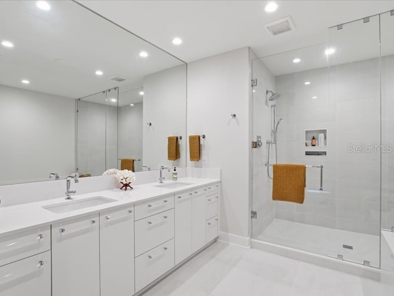 301 1st Street S #907 Saint Petersburg FL 33701 TB8498413 image39