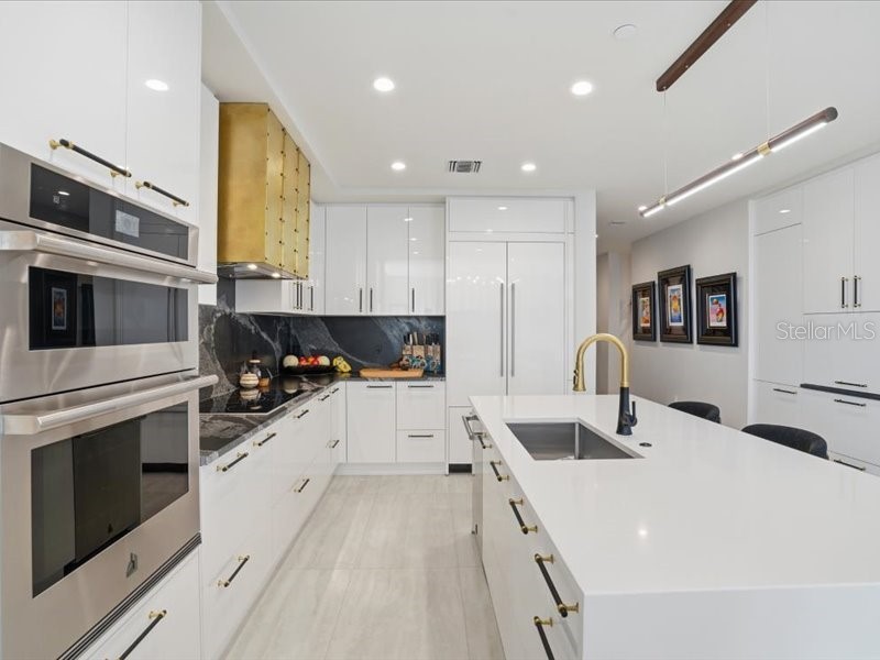 301 1st Street S #907 Saint Petersburg FL 33701 TB8498413 image7