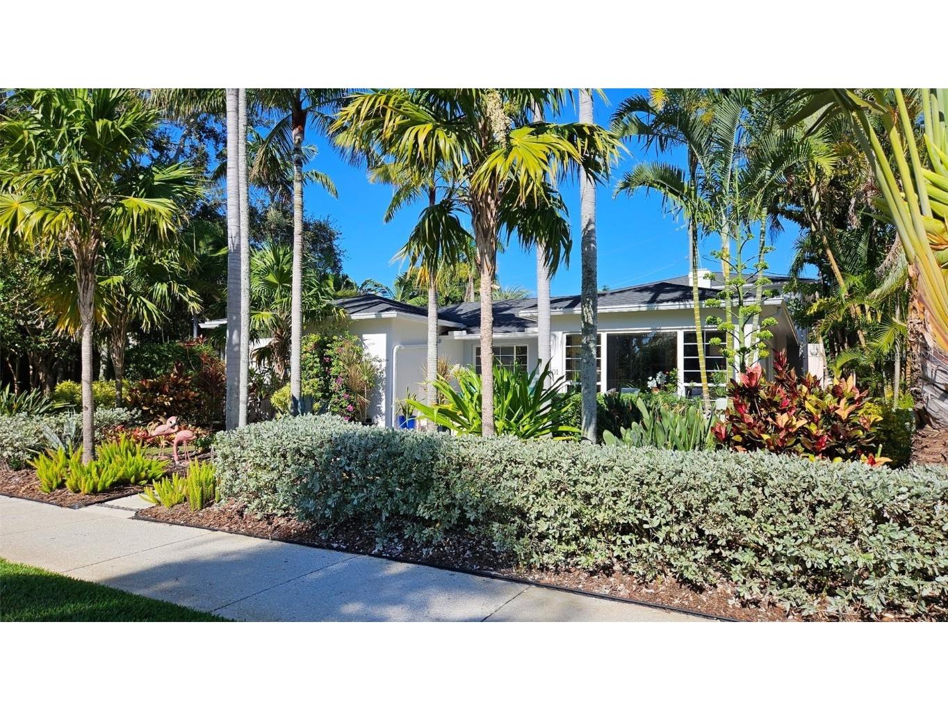 301 23rd Avenue NE Saint Petersburg FL 33704 - COFFEE POT BAYOU TB8394942 image1