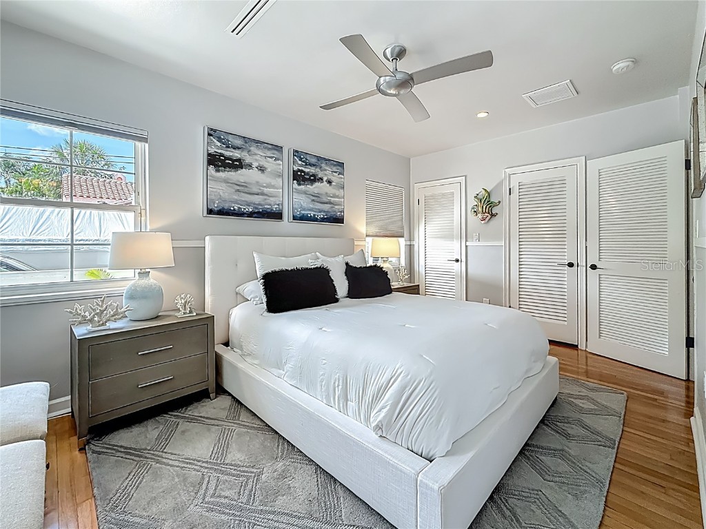 301 23rd Avenue NE Saint Petersburg FL 33704 - COFFEE POT BAYOU TB8394942 image20