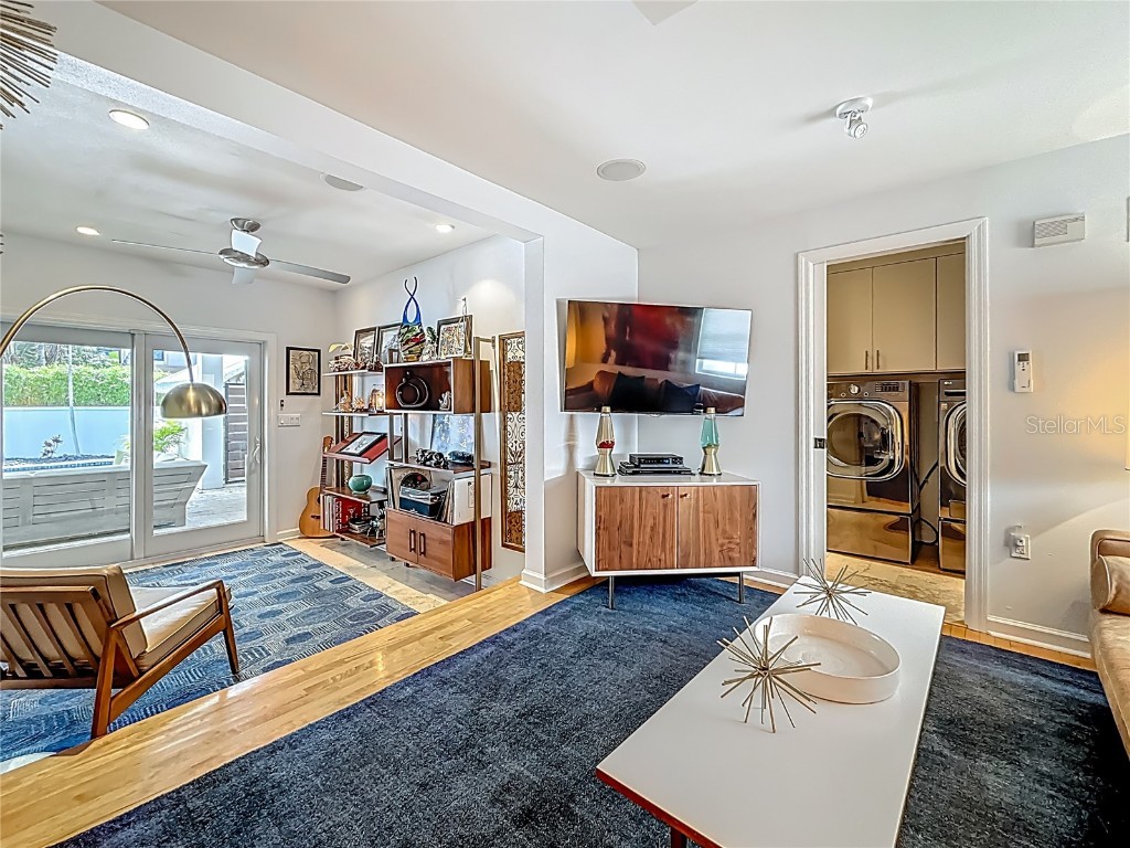 301 23rd Avenue NE Saint Petersburg FL 33704 - COFFEE POT BAYOU TB8394942 image27